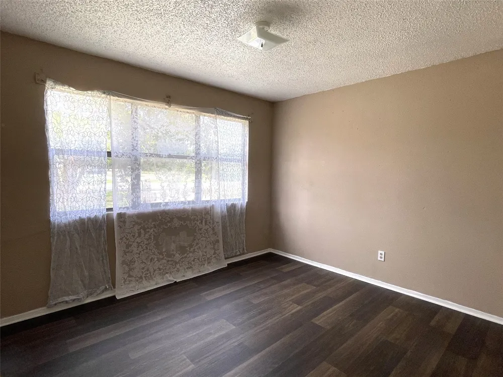 901 Washington Street Teague, TX 75860