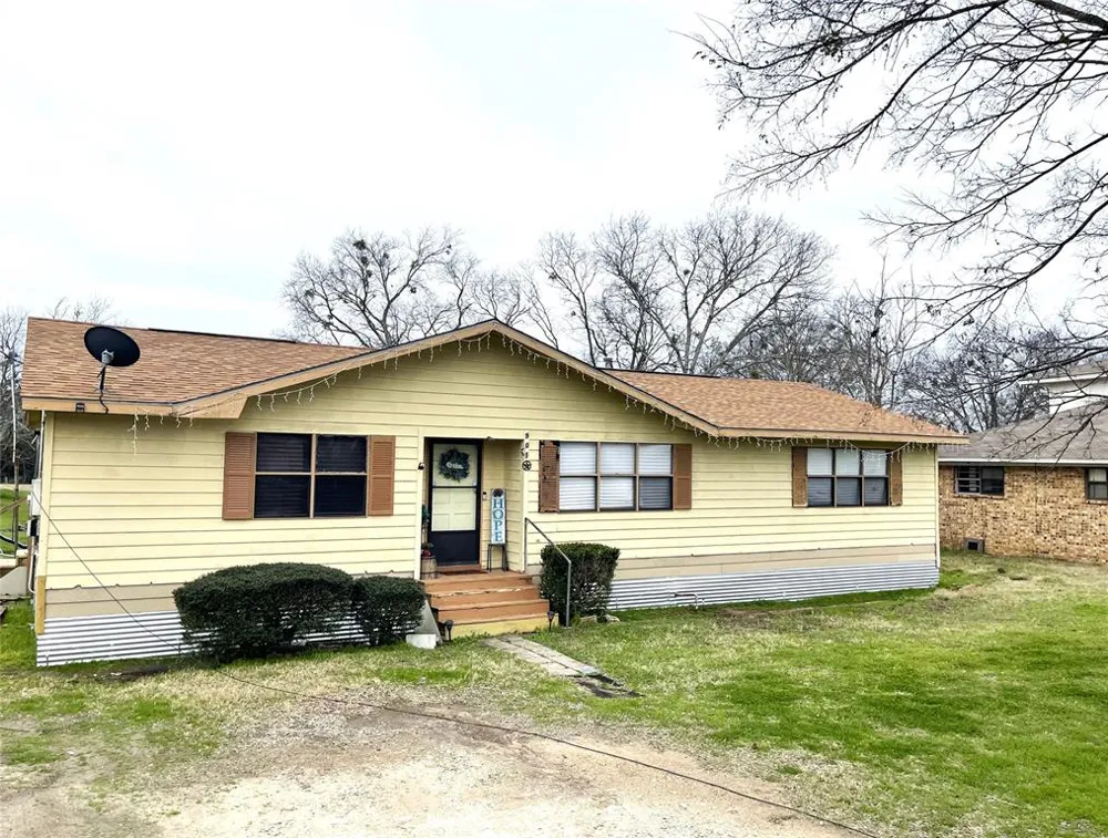 901 Washington Street Teague, TX 75860