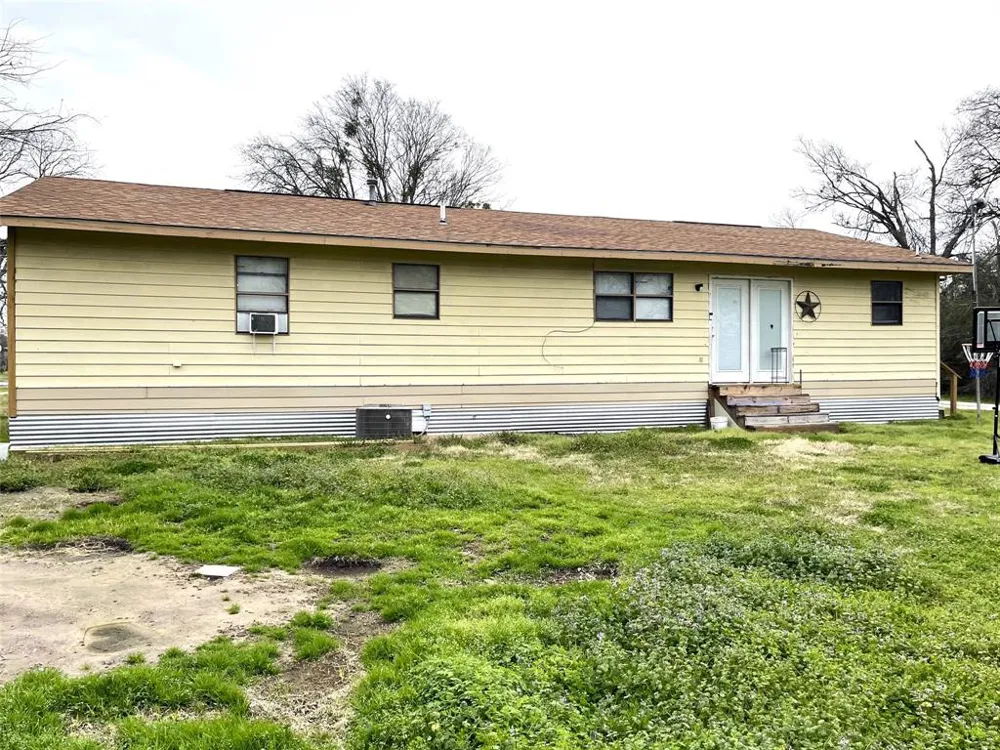 901 Washington Street Teague, TX 75860