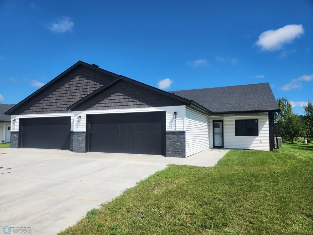 1392 Prairie Lane Wahpeton, ND 58075