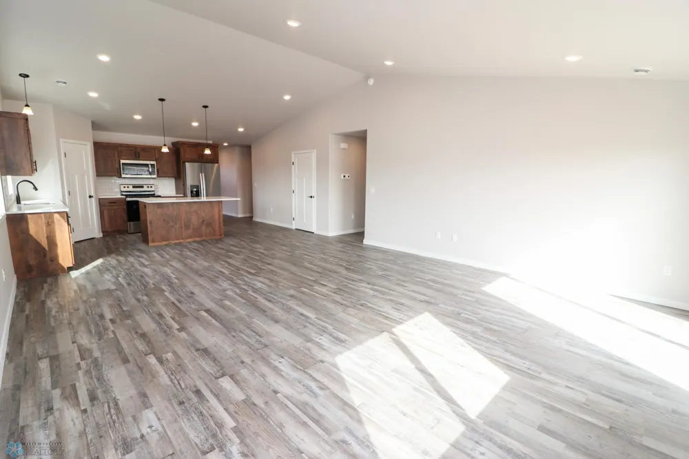 1394 Prairie Lane Wahpeton, ND 58075