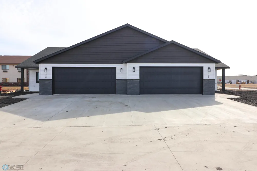 1394 Prairie Lane Wahpeton, ND 58075