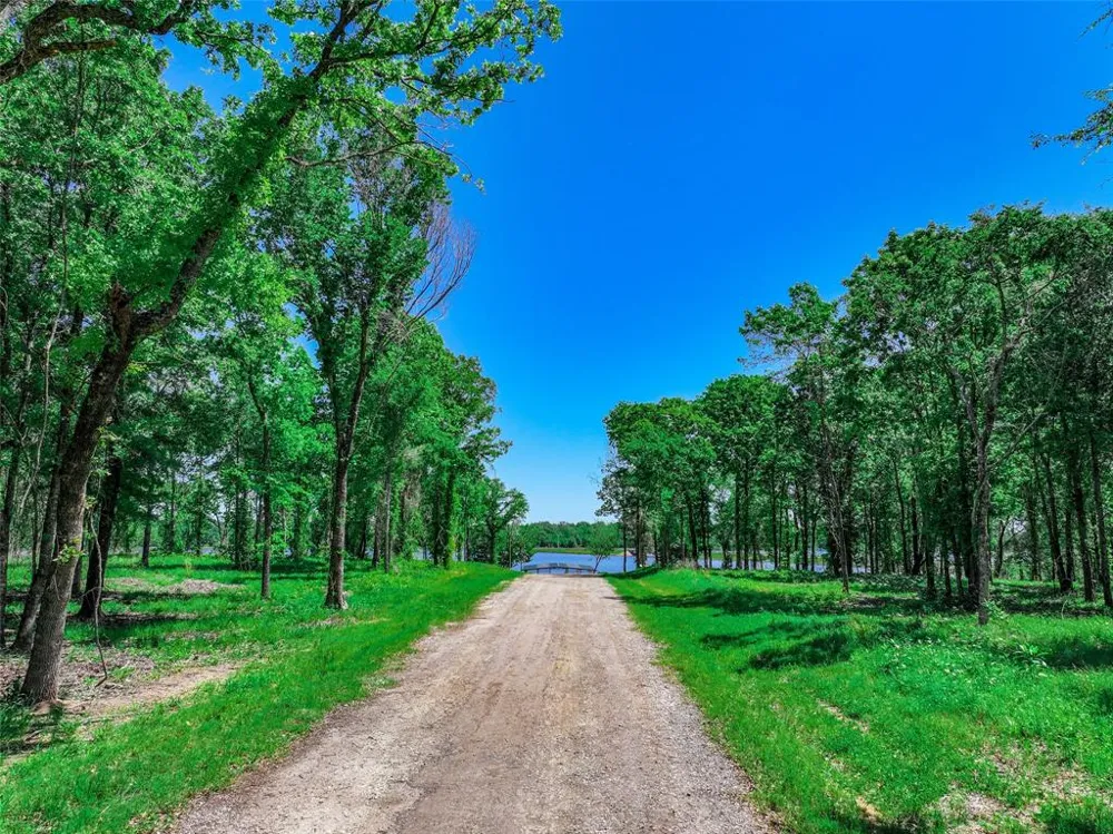 Private Road 5862 Yantis, TX 75497