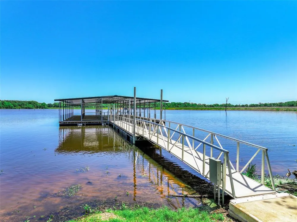Private Road 5862 Yantis, TX 75497