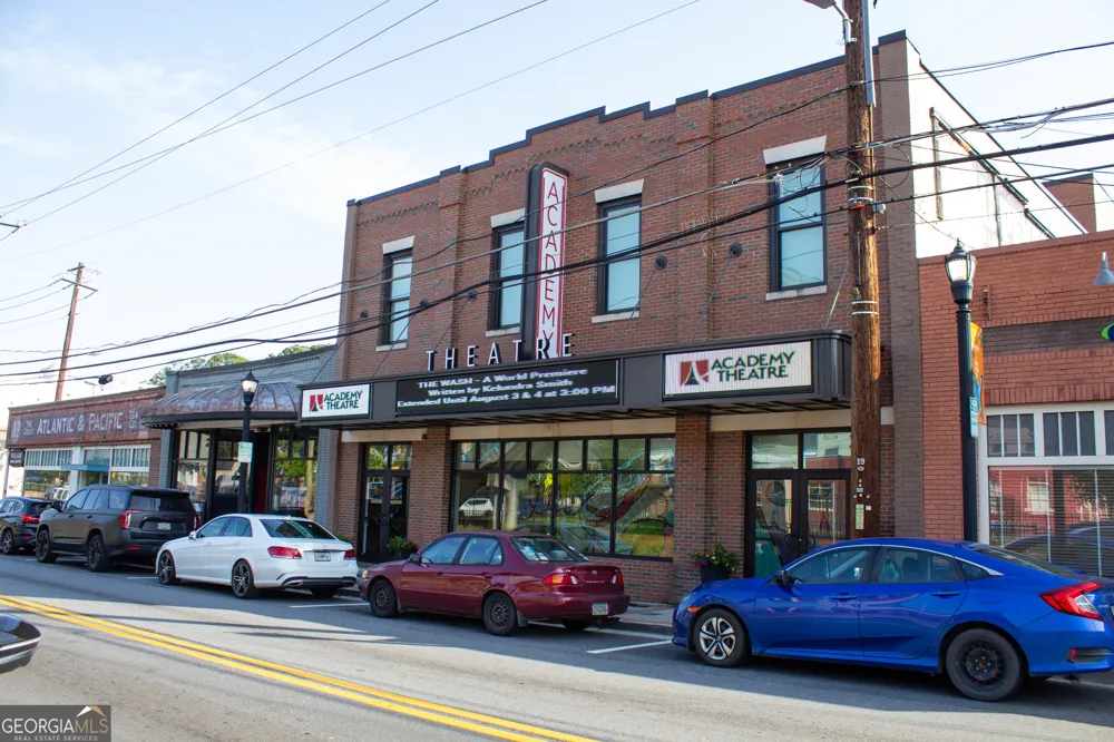 614 King Arnold ST Hapeville, GA 30354