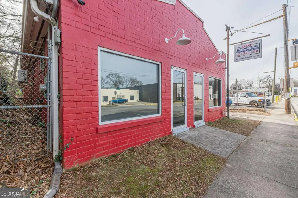 614 King Arnold ST Hapeville, GA 30354