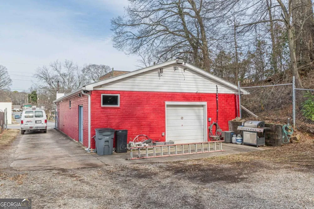 614 King Arnold ST Hapeville, GA 30354