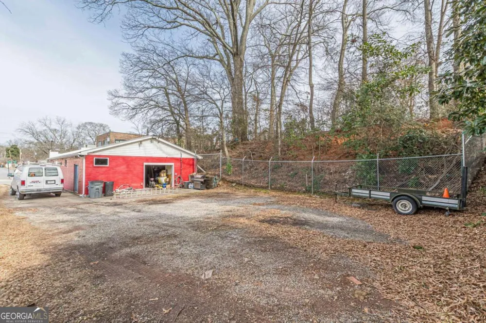 614 King Arnold ST Hapeville, GA 30354