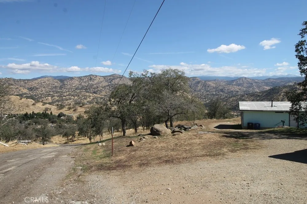 35616 Arrowhead Lane Squaw Valley, CA 93675