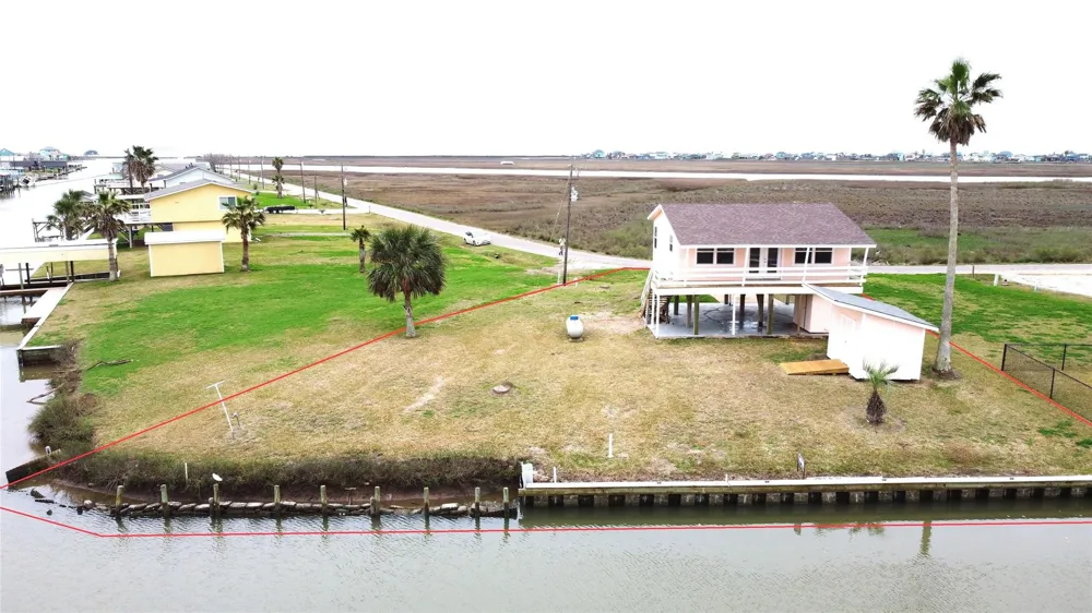 373 Neptune Street Sargent, TX 77414