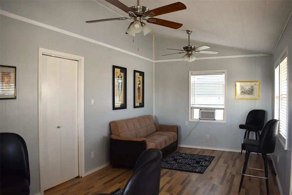 373 Neptune Street Sargent, TX 77414