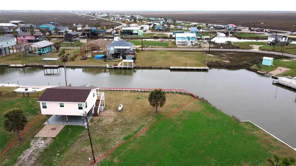 373 Neptune Street Sargent, TX 77414
