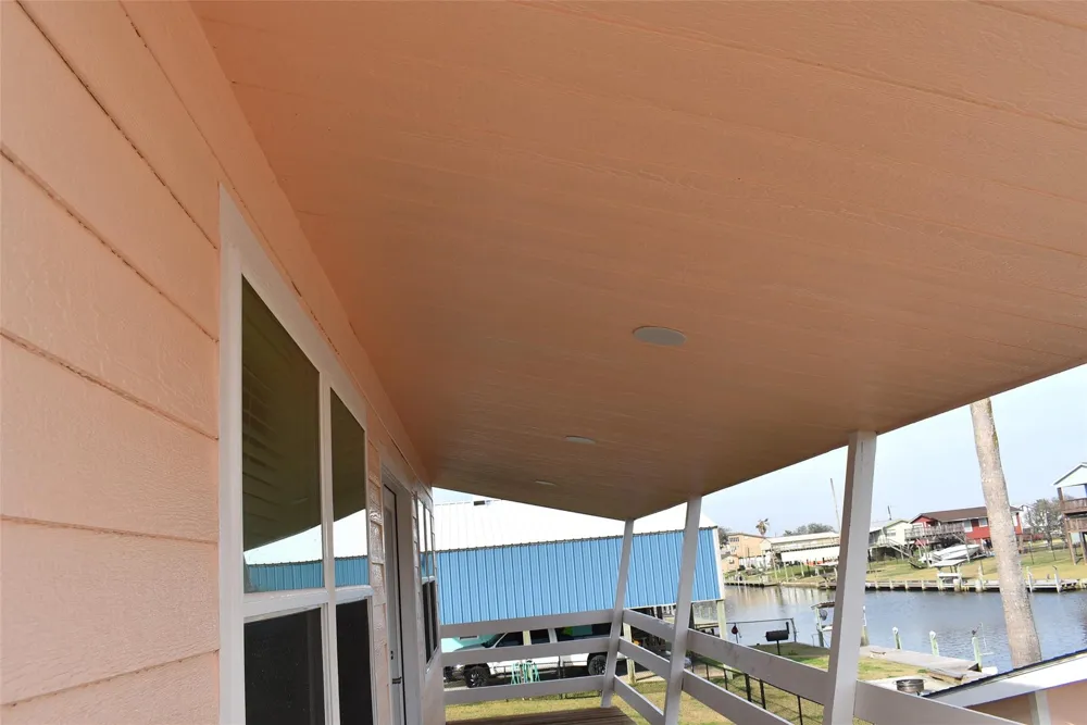 373 Neptune Street Sargent, TX 77414