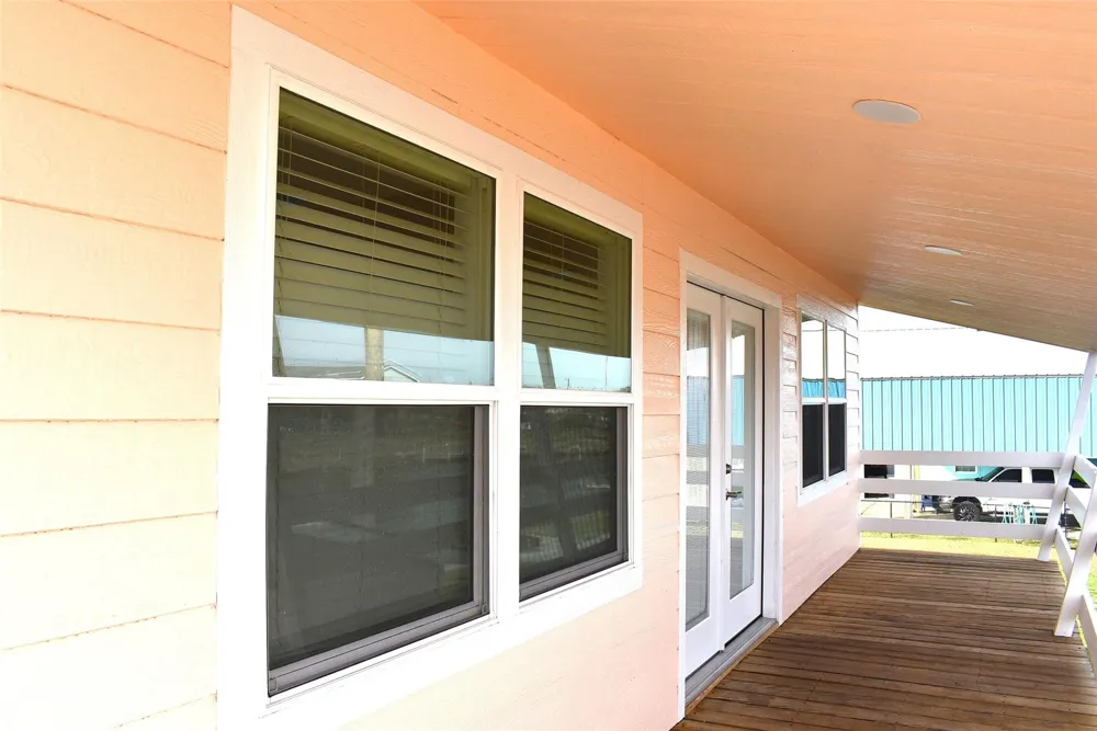 373 Neptune Street Sargent, TX 77414