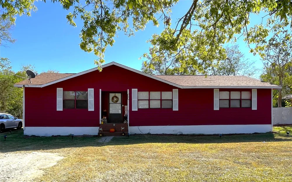 901 Washington Street Teague, TX 75860