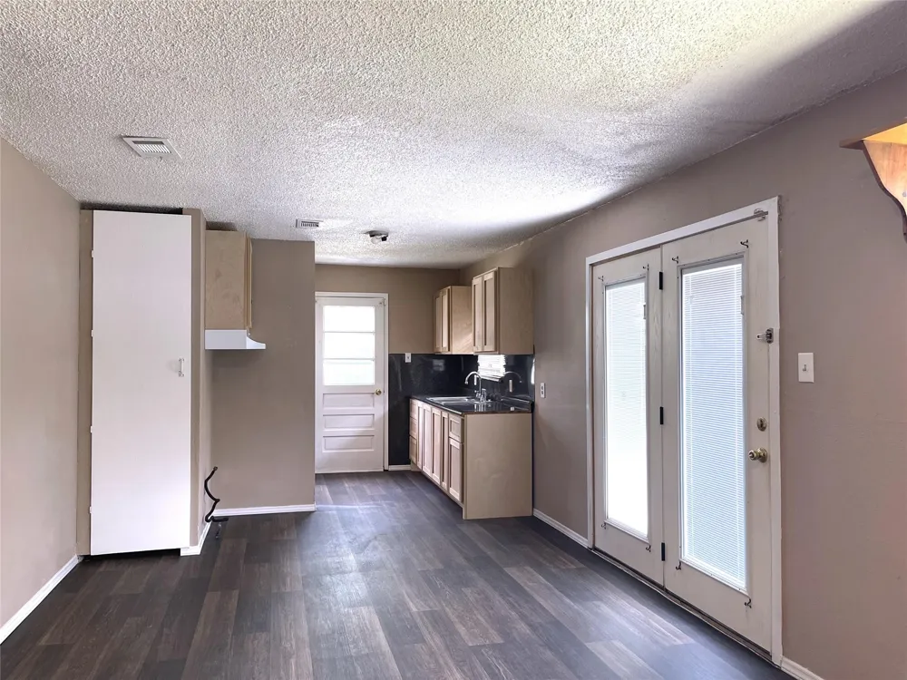 901 Washington Street Teague, TX 75860