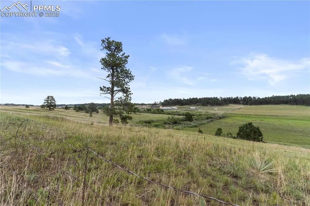 0 E Cherry Creek Road Larkspur, CO 80118