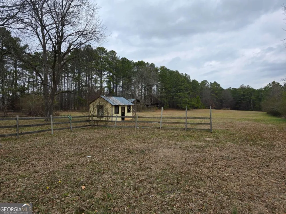 3016 Loganville HWY Loganville, GA 30052