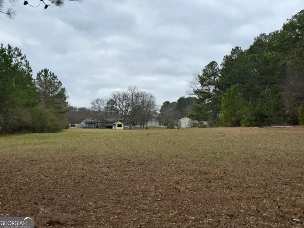 3016 Loganville HWY Loganville, GA 30052