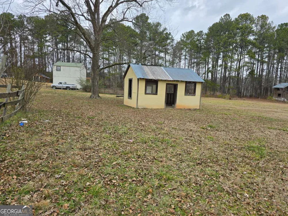 3016 Loganville HWY Loganville, GA 30052