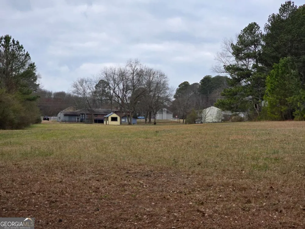 3016 Loganville HWY Loganville, GA 30052