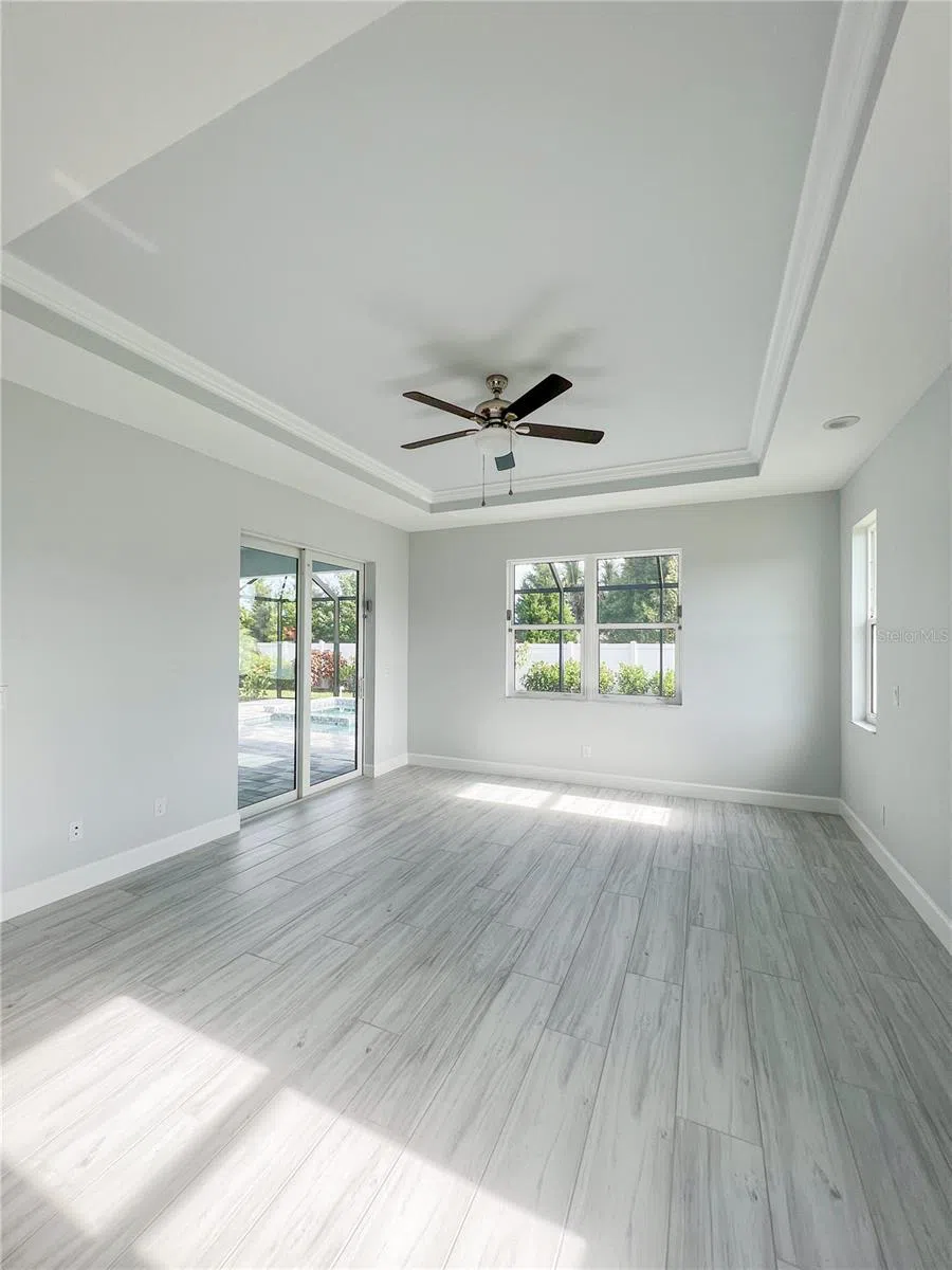 5213 WILLOW LAKE COURT Sarasota, FL 34233