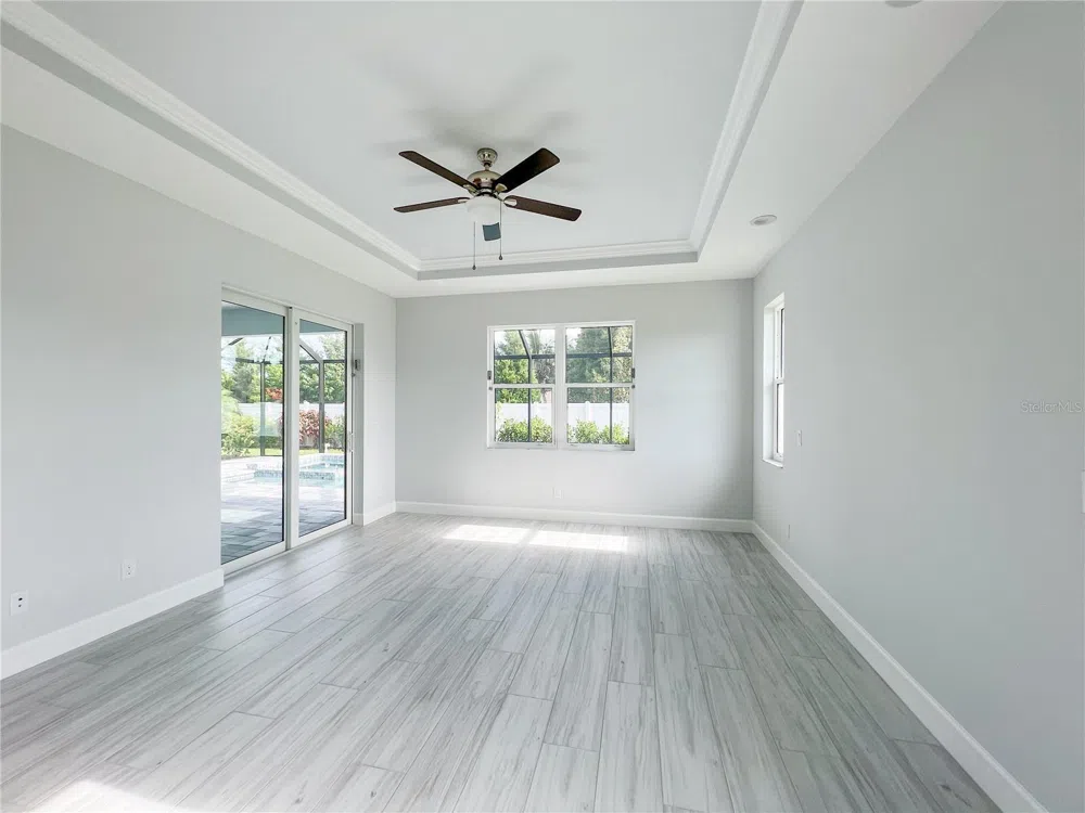 5213 WILLOW LAKE COURT Sarasota, FL 34233