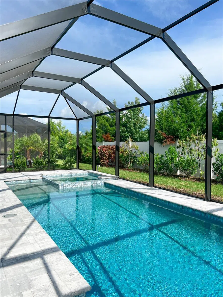 5213 WILLOW LAKE COURT Sarasota, FL 34233