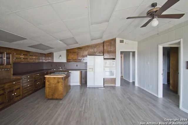 5673 FM 1628 Adkins, TX 78101