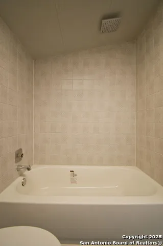 5673 FM 1628 Adkins, TX 78101