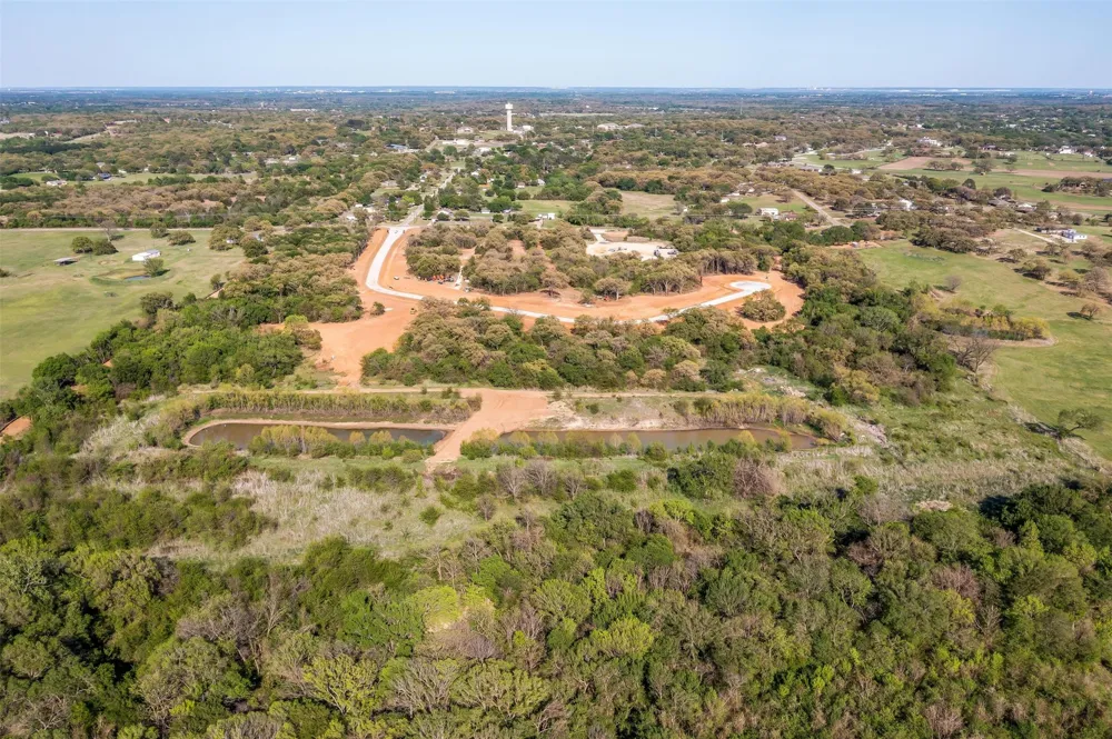 1617 Private Access 60200 Burleson, TX 76028