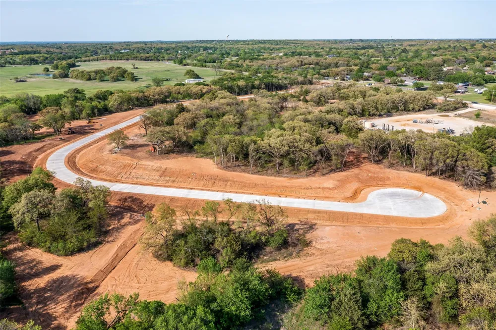 1617 Private Access 60200 Burleson, TX 76028