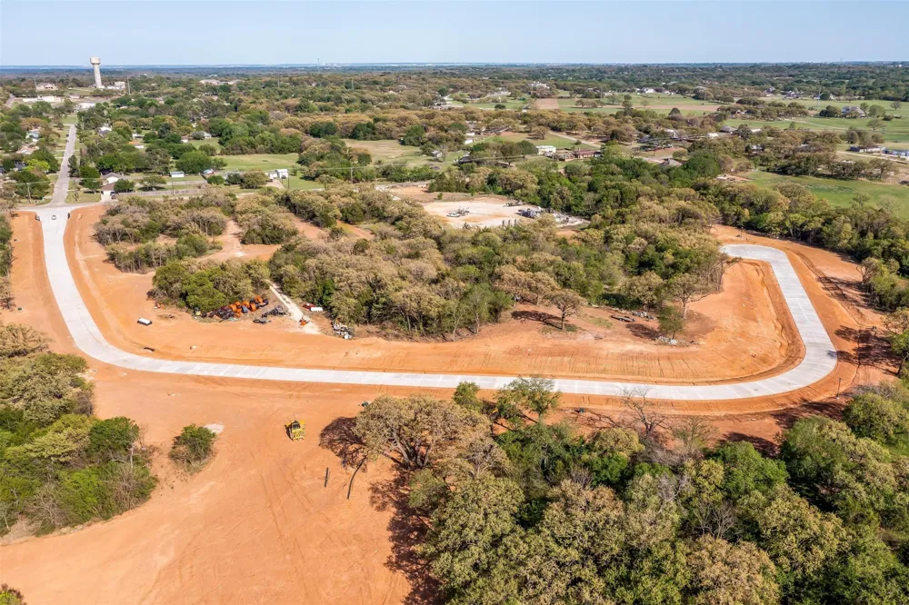 1617 Private Access 60200 Burleson, TX 76028