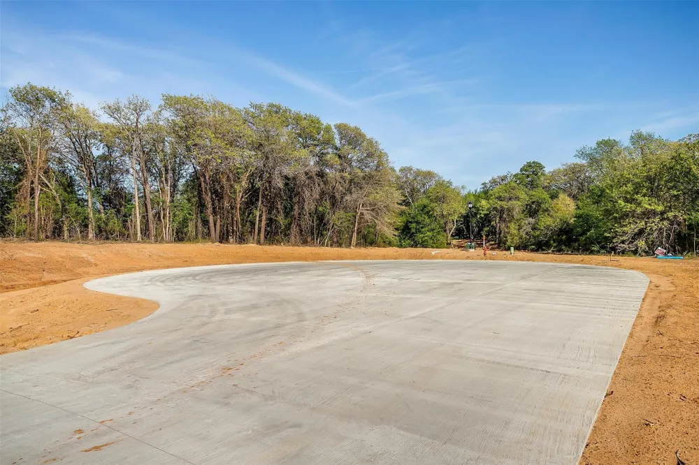 1617 Private Access 60200 Burleson, TX 76028