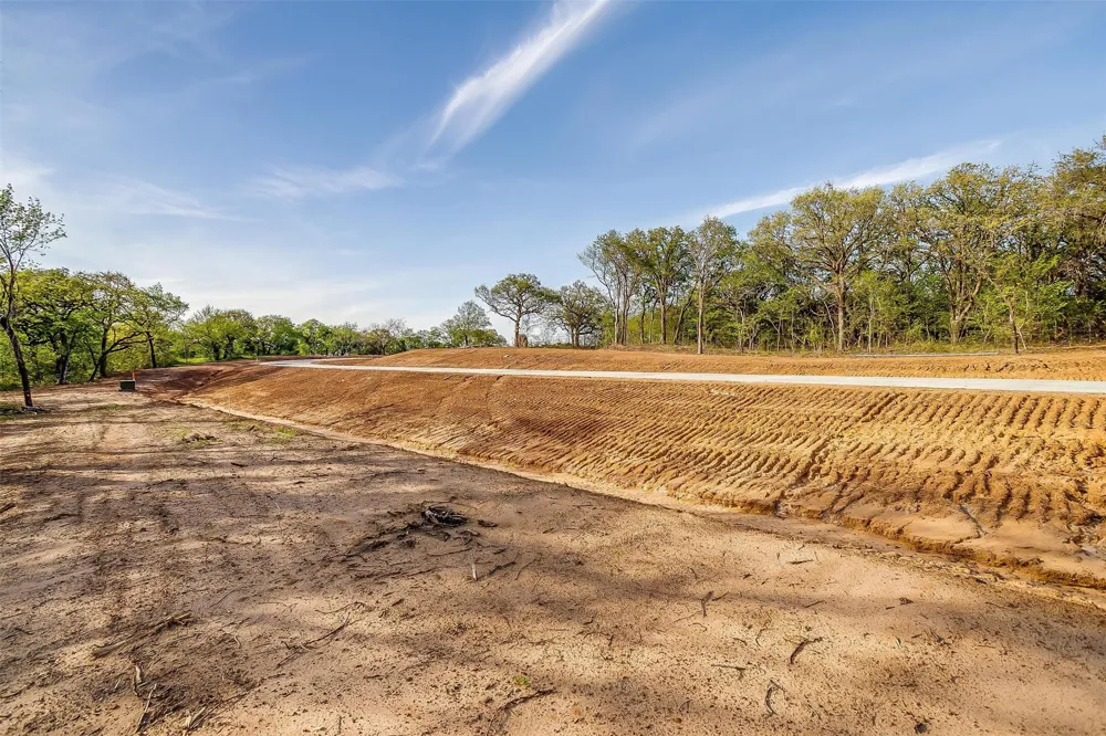 1649 Private Access 60200 Burleson, TX 76028