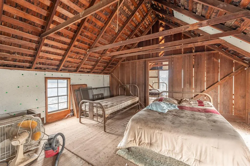 14459 County Road 107 Mingus, TX 76463