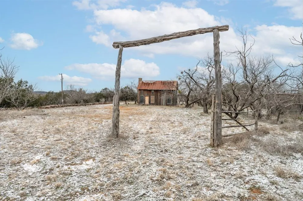14459 County Road 107 Mingus, TX 76463