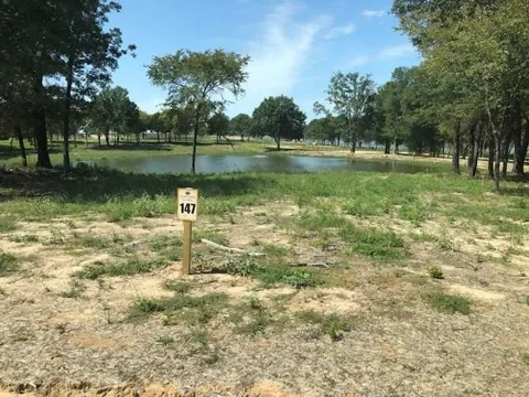 710 Clubview Drive