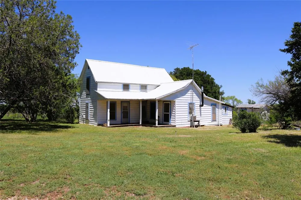 10543 Old Joy Shannon Road Henrietta, TX 76365