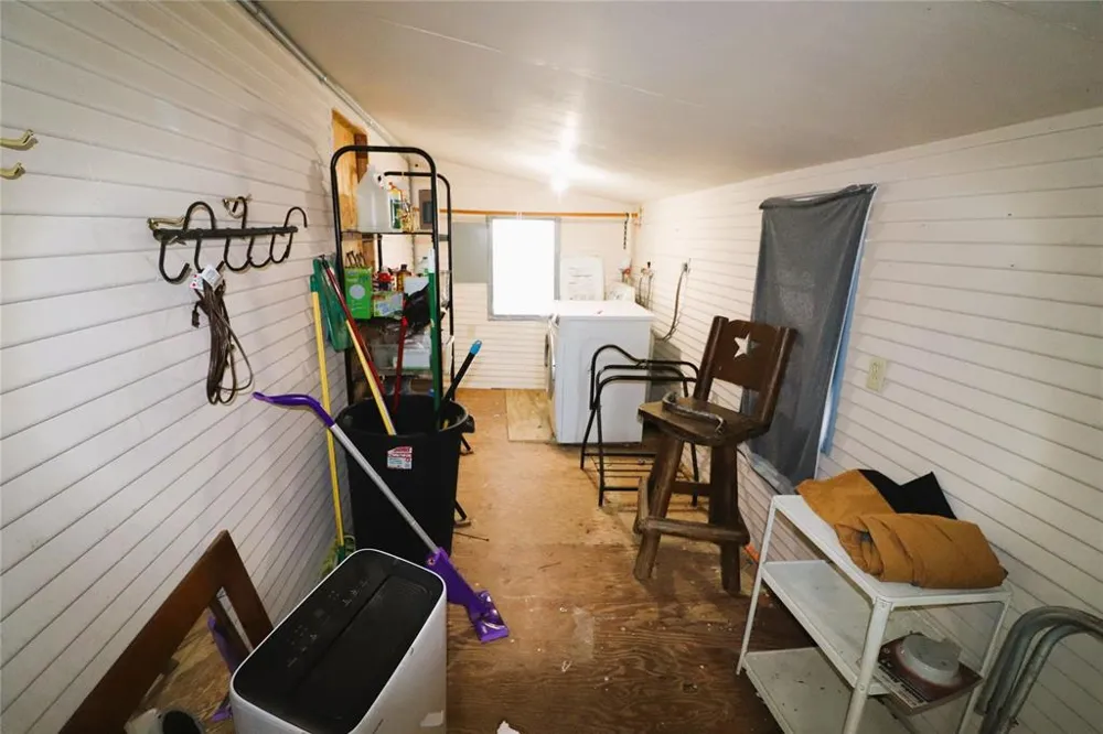 10543 Old Joy Shannon Road Henrietta, TX 76365