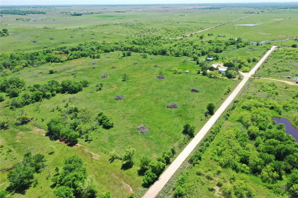 10543 Old Joy Shannon Road Henrietta, TX 76365