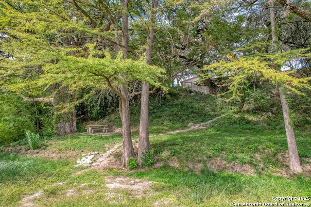 235 Madrone Concan, TX 78838