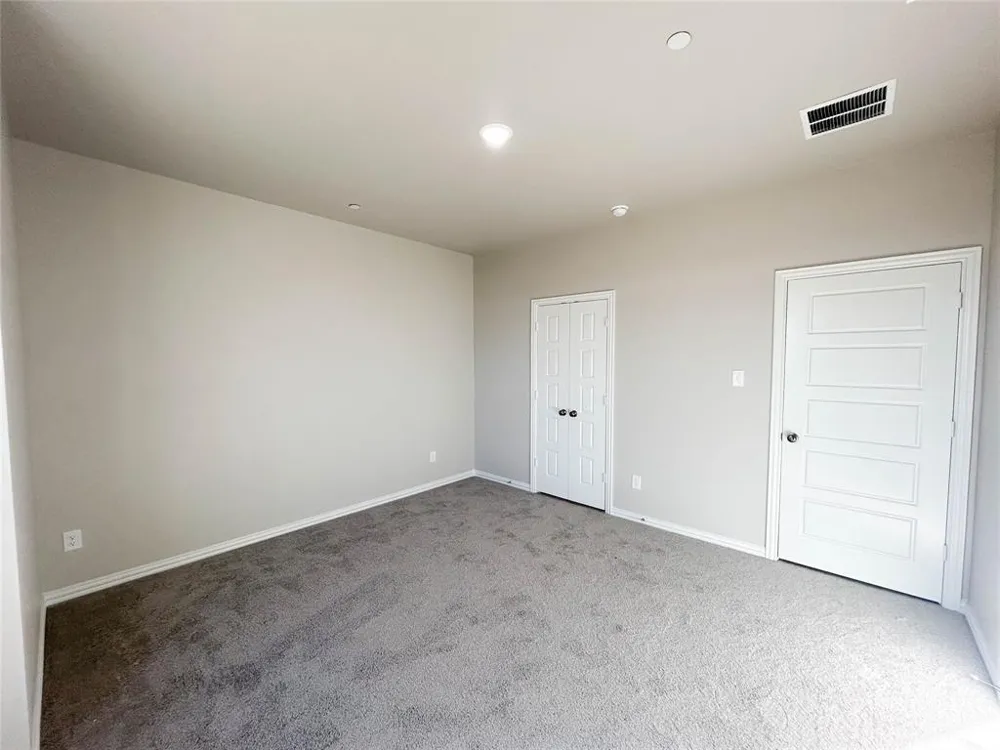 2909 Ali Drive Waxahachie, TX 75165