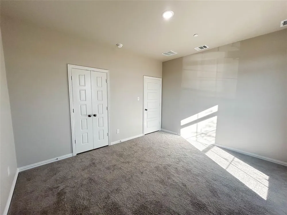2909 Ali Drive Waxahachie, TX 75165