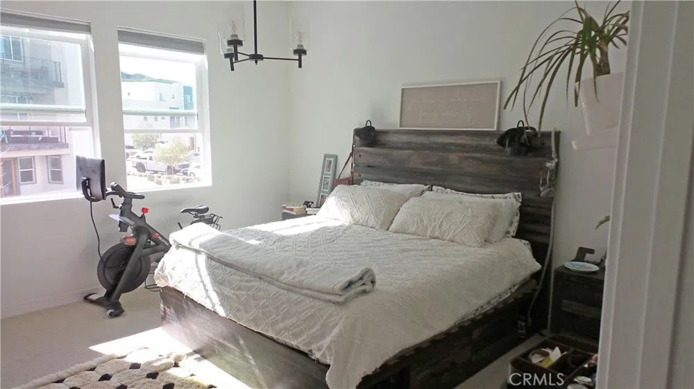 26976 Prospector Road #201 Valencia, CA 91381