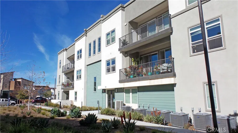 26976 Prospector Road #201 Valencia, CA 91381