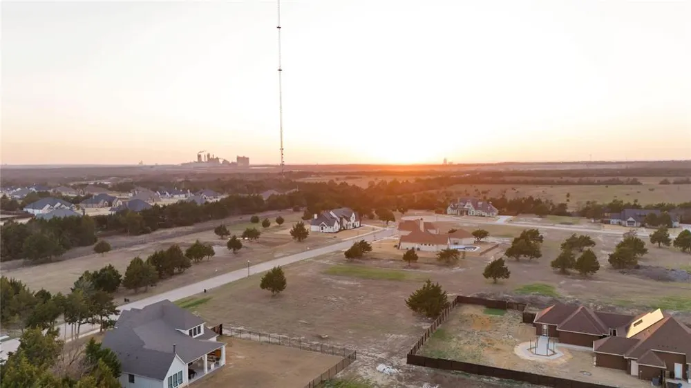 4930 Golden Bell Lane Midlothian, TX 76065