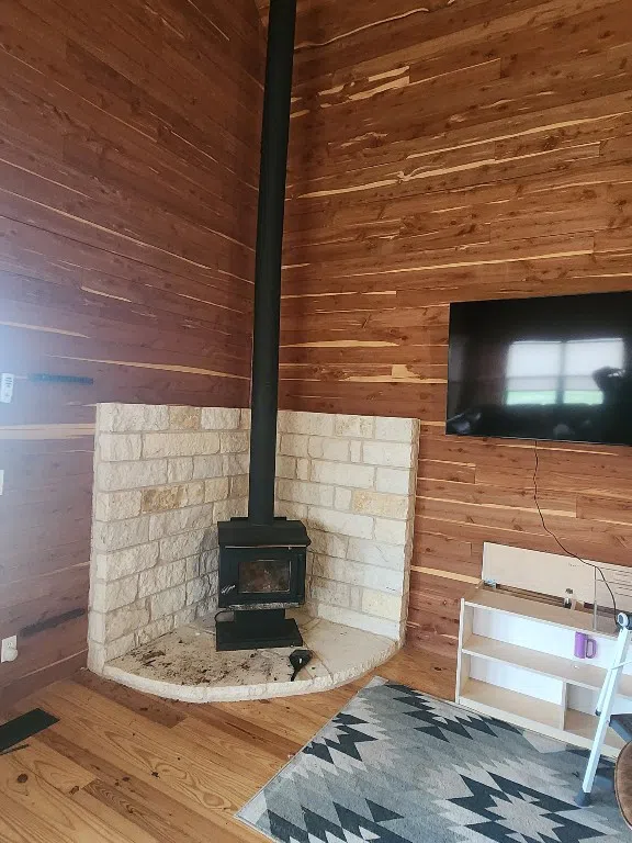 323 CR 446 Gonzales, TX 78629