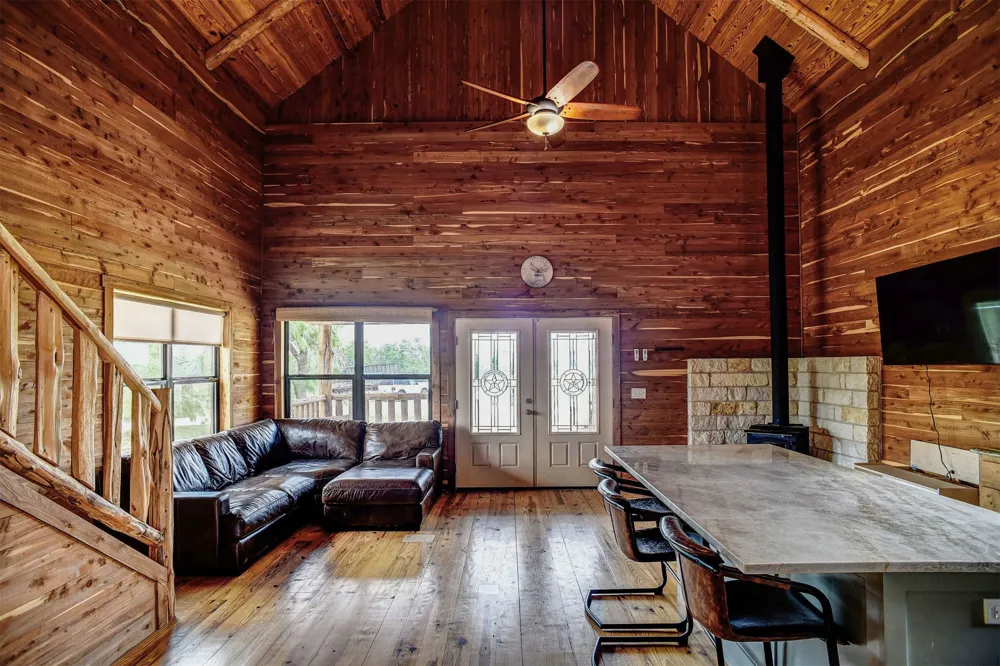 323 CR 446 Gonzales, TX 78629