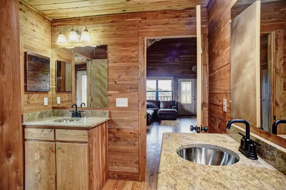 323 CR 446 Gonzales, TX 78629